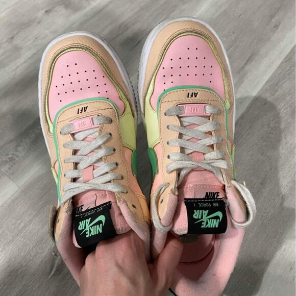 Wmns Air Force 1 Shadow 'Arctic Punch Barely Volt' - Picture 3 of 10